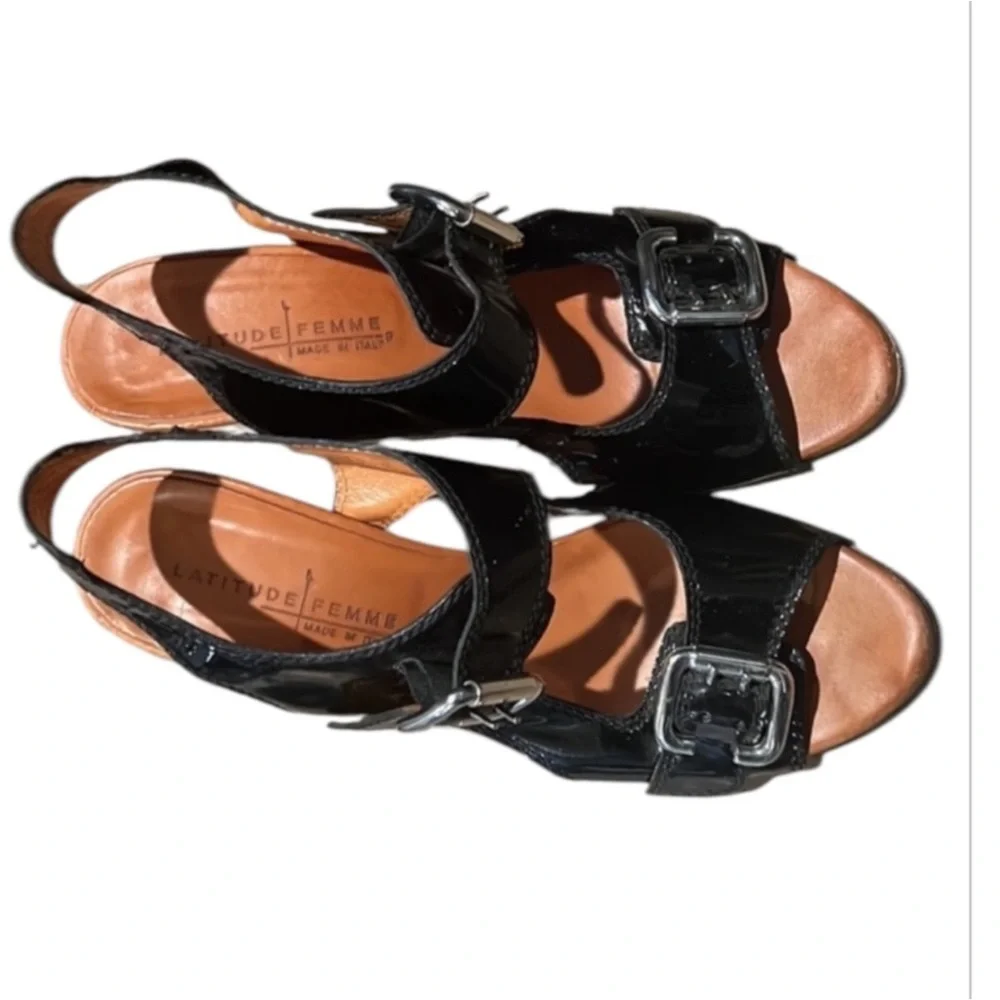 Authentic Lattitude Femme designer black patent leather wedge heel sandals sz 9